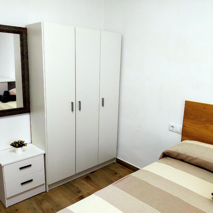 La Puerta Al Centro De Logrono Vino Crianza Y Desayuno Incluidos公寓 外观 照片
